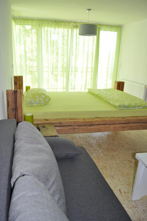 Punkrock Harbour Pension Baehr Karlsruhe Kültér fotó